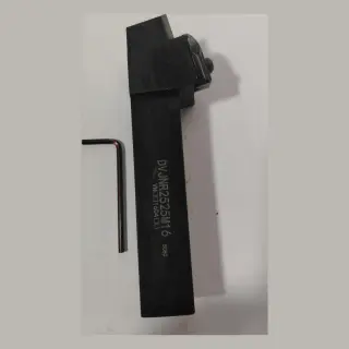 Portaherramientas exterior para plaquita tipo V DVJNR2525M16