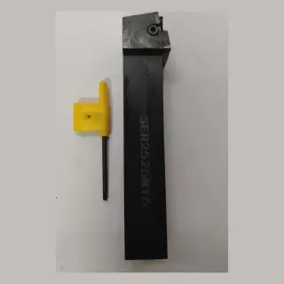 Portaherramientas SER2525M16 para roscado