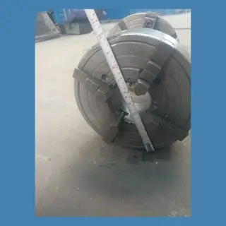 Mandril universal para torno Chuck 10